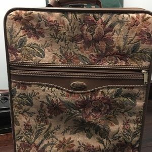 Jaguar vintage ladies 6 piece luggage set!